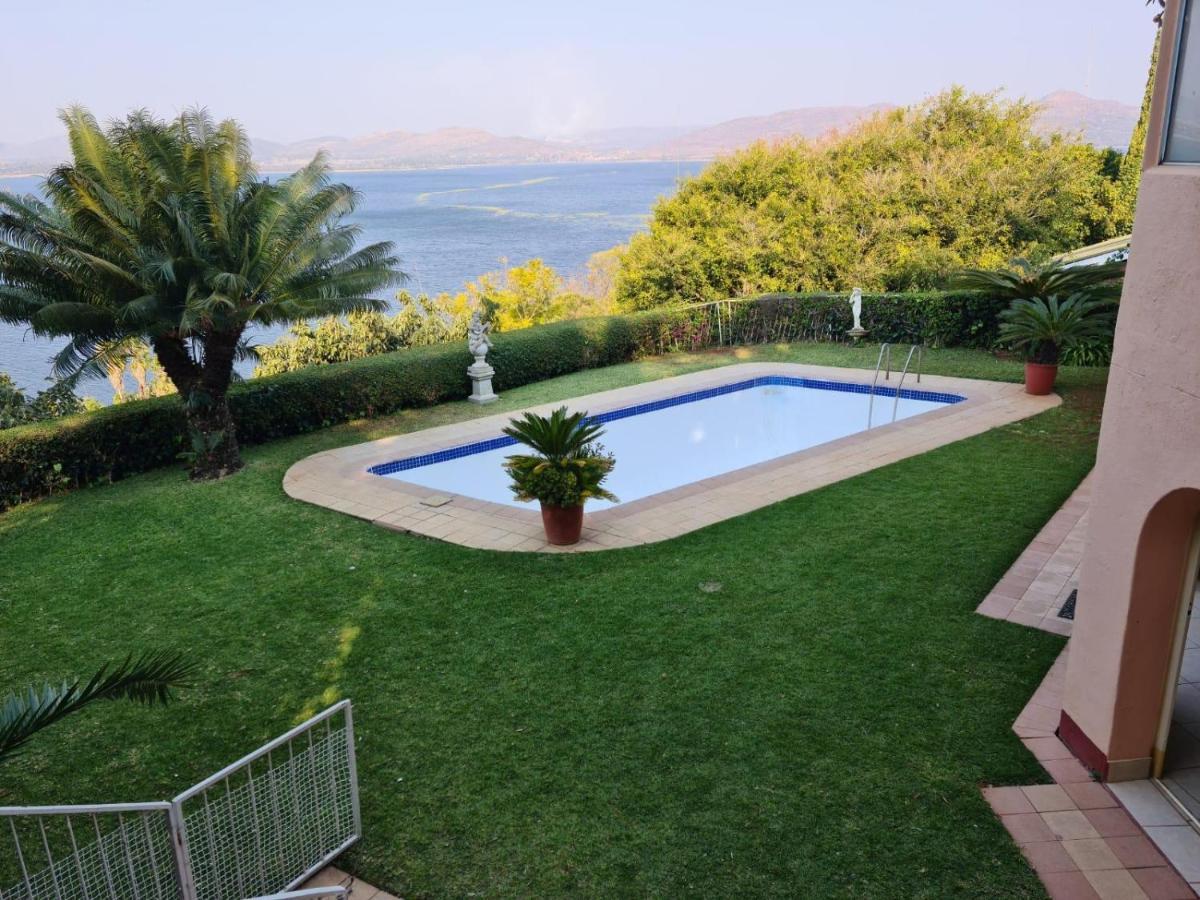 Kosmos View Luxury Apartments Hartbeespoort Exterior foto